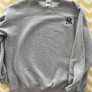 Yankees sweatshirt XL